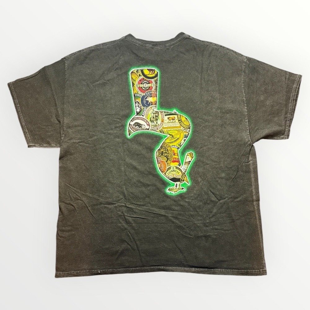 Guinness Beer Toucan Graphic T-Shirt Mens XL Gray Acid Wash Label Collage Tee